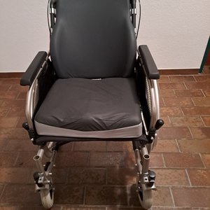 Fauteuil roulant pliable